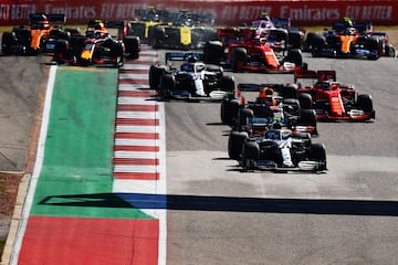 Valtteri Bottas y Max Verstappen.