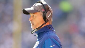 INDIANAPOLIS, IN - OCTOBER 09: Chuck Pagano, head coach of the Indianapolis Colts, watches from the sidelines during the first quarter of the game against the Chicago Bears at Lucas Oil Stadium on October 9, 2016 in Indianapolis, Indiana.   Andy Lyons/Getty Images/AFP
 == FOR NEWSPAPERS, INTERNET, TELCOS &amp; TELEVISION USE ONLY ==
