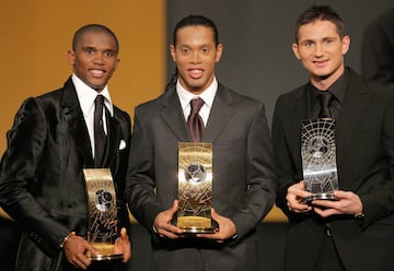 Recibió el FIFA World Player 2005 al mejor jugador del año junto a Frank Lampard que fue segundo y Samuel Eto'o que fue tercero. 