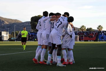 El Cdiz CF celebrando el 0-3 anotado por Rubn Alcaraz. Foto: LaLiga.