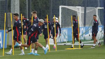 Gauto y Cristián Herrera se estrenan en la convocatoria del Deportivo.