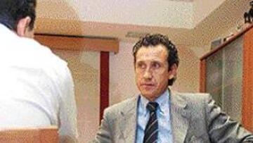 <B>EL CENTRAL. </B>Tenemos pocos efectivos en defensa. Es una realidad