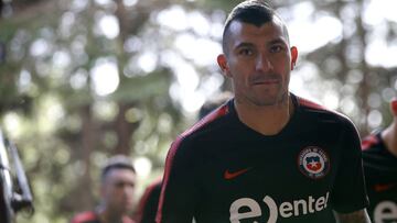 Medel: "Ser capitán es una responsabilidad muy grande"