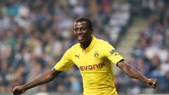 El delantero colombiano Adri&aacute;n Ramos celebra un gol con el Borussia Dortmund. 