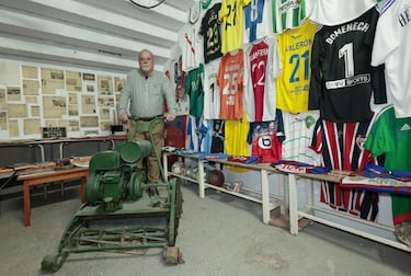 El derbi del “hola y adiós” de Raimon 