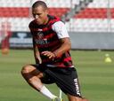 Luis Fabiano se queja: "Es muy doloroso estar en el banquillo"