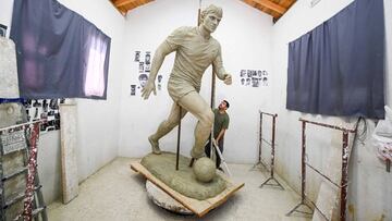 Homenaje al f¨²tbol kosovar