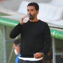 Míchel: "Este equipo quiere hacer historia; eso se hace subiendo..."