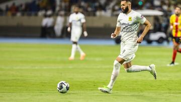 Taif (Saudi Arabia), 27/07/2023.- Karim Benzema of Al Ittihad in action during the Arab Club Champions Cup match between Esperance Tunis and Al Ittihad at King Fahd Stadium in Taif, Saudi Arabia, 27 July 2023. (Arabia Saudita, Túnez) EFE/EPA/STR
