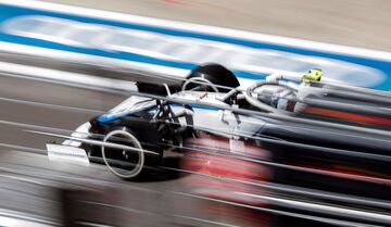 El piloto de Williams Nicholas Latifi durante los entrenamientos del Gran Premio de Rusia en Sochi.