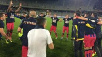 Los jugadores del Steaua celebran el título.