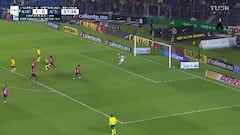 Es chileno, protagonizó un fichaje millonario y anota un golazo en su primer partido