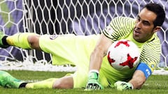 Bravo ataja tres penales y deja a Cristiano sin final