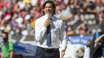 El americanismo cierra filas entorno a Santiago Solari
