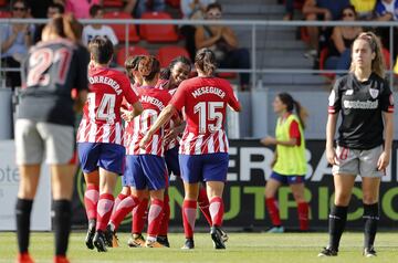 Ludmila celebra uno de sus dos goles. 