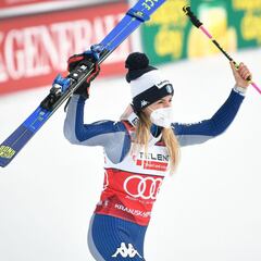 Bassino imita a Compagnoni con un doblete en Kranjska Gora