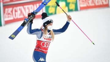 Bassino imita a Compagnoni con un doblete en Kranjska Gora