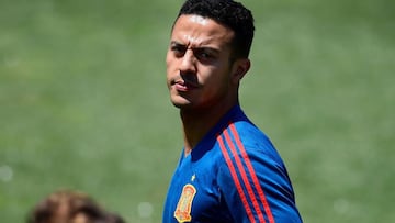 Barcelona y Real Madrid, enfrentados por Thiago