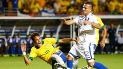 Peralta, el hondureño que fue un dolor de cabeza para Neymar