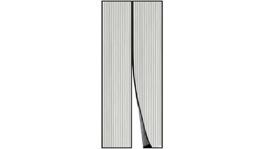 Olvídate de moscas, abejas y otros insectos con esta puerta mosquitera magnética, ideal para niños y mascotas