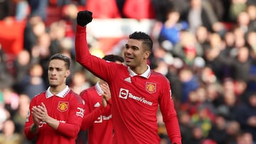 Soccer Football - Premier League - Manchester United v Manchester City - Old Trafford, Manchester, Britain - January 14, 2023 Manchester United's Casemiro celebrates after the match REUTERS/Phil Noble EDITORIAL USE ONLY. No use with unauthorized audio, video, data, fixture lists, club/league logos or 'live' services. Online in-match use limited to 75 images, no video emulation. No use in betting, games or single club /league/player publications. Please contact your account representative for further details.