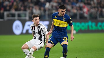 Soccer Football - Serie A - Juventus v Genoa - Allianz Stadium, Turin, Italy - March 29, 2025 Genoa's Johan Vasquez in action with Juventus' Francisco Conceicao REUTERS/Massimo Pinca