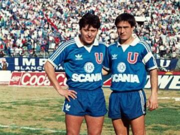El 'Pato' Yáñez terminó su carrera en Colo Colo, entre los años 1991 y 1995. Antes, en el año 1990, había jugado por Universidad de Chile.