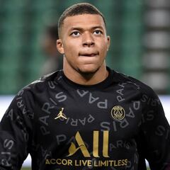 Sales and loan deals see Madrid generate €102M for Mbappé