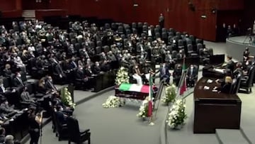 Rinden Homenaje a René Cisneros en Cámara de Diputados