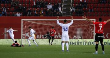 0-1. Vinicius marca el primer gol.