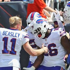 Bills WRs McKenzie and Beasley fined for breaking Covid protocol