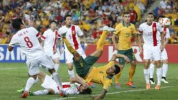 Un doblete de Tim Cahill ante China mete a Australia en semis