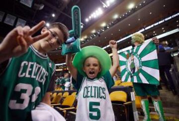 Celtics 80 - Knicks 88 (2-4). Seguidores de los Boston Celtics.