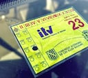 Llevaba así la pegatina de la ITV en su coche: casi 1.000 euros de multa