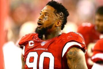 Sin duda alguna, los Cardinals van a extra?ar al tacle defensivo Darnell Dockett, pues la temporada pasada colabor¨® con 4 capturas y media.