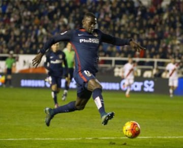 Jackson Martínez volvió a jugar  con el Atlético de Madrid en la victoria 2-0 sobre el Rayo 