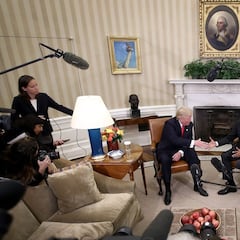 What percentage of the popular vote did Trump and Clinton get in 2016 election?