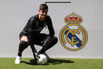 Courtois' presentation at Real Madrid in pictures