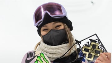 Bicampeona olímpica de snowboard halfpipe. 