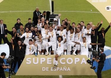 Zinedine Zidane regresó a la senda del triunfo con el Real Madrid. Los blancos, que de su mano habían ganado una Liga y tres Champions (todas de manera consecutiva), conquistaron la primera edición de la Supercopa de España celebrada en Arabia Saudí y en el formato de cuatro equipos. Era el décimo título del entrenador francés como máximo responsable técnico del conjunto blanco.