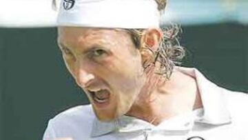 <b>POTENCIA. </b>Juan Carlos Ferrero ha demostrado que está como un toro en los partidos previos.