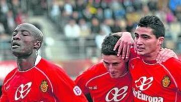 <b>UNA ALEGRÍA TRAS OTRA. </b>La afición está disfrutando de lo lindo con las actuaciones del equipo bermellón en el Ono Estadi.