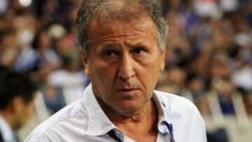 Zico entrenará en la Superliga india.