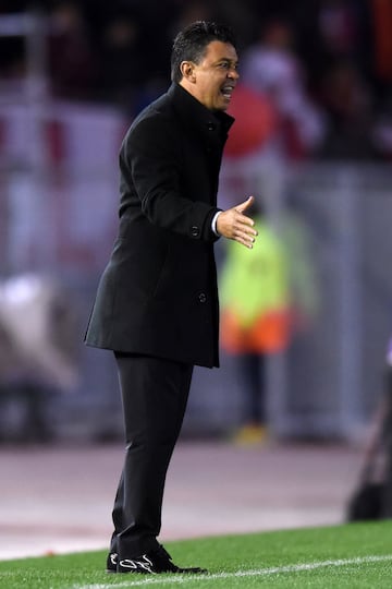 BUENOS AIRES, ARGENTINA - OCTOBER 01: Marcelo Gallardo head coach of River Plate reacts during the semi final first leg match between River Plate and Boca Juniors as part of Copa CONMEBOL Libertadores 2019  at Estadio Monumental Antonio Vespucio Liberti o