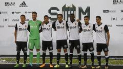 El Valencia presenta a sus 7 fichajes ante 6.000 aficionados