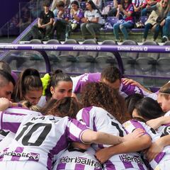 El Real Valladolid Simancas, el equipo femenino, en el aire