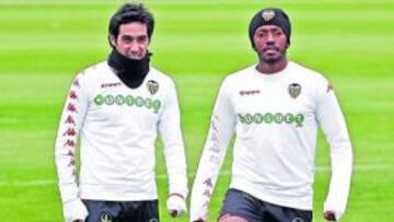 <b>EL REGRESO. </b>Vicente Rodríguez entró ayer en su primera lista de esta campaña. Hoy se verá si juega.