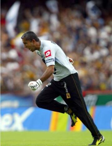 La portería de Pumas siempre estuvo bien resguardada por Bernal.