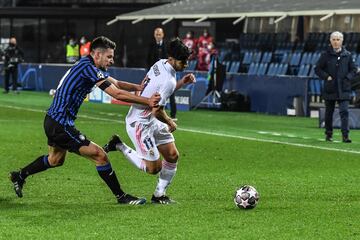 Berat Djimsiti y Marco Asensio.