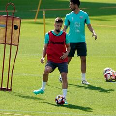 El Málaga y Genaro, negociación abierta